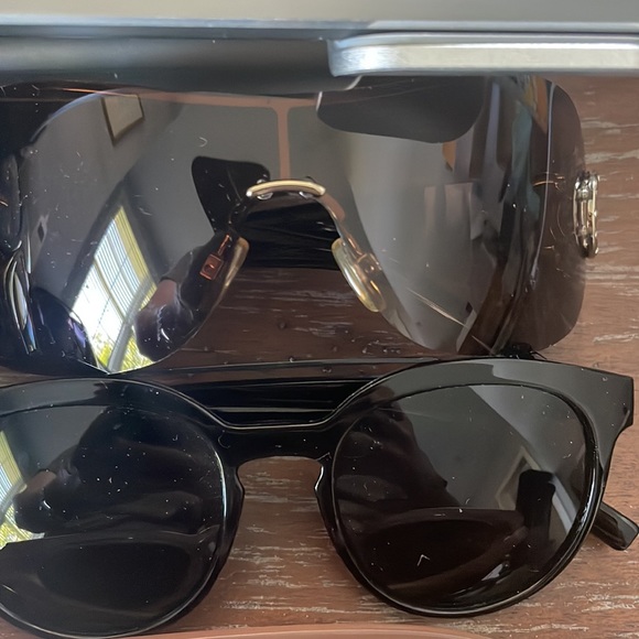 Set of 15 various styles and colors of sunglasses - Picture 6 of 13